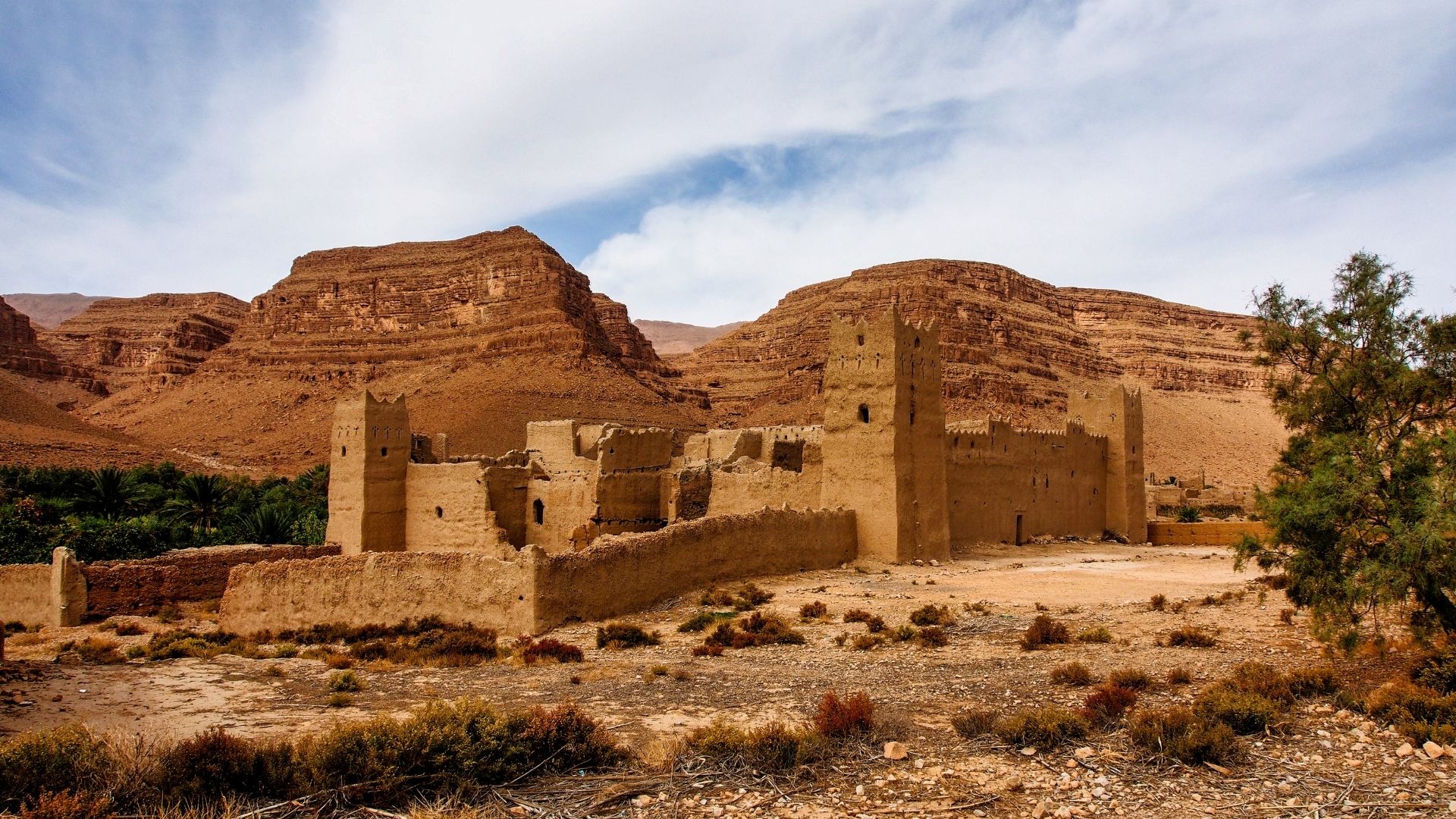 Merzouga – Khamlia – Rissani – Erfoud – Gargantas del Todra – Valle del Dades (3/3)